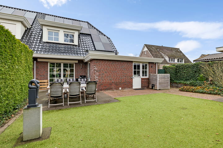 Foto 33 van De Linden 9