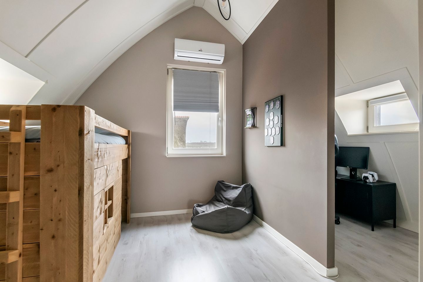 Foto 29 van Rijnauwen 1