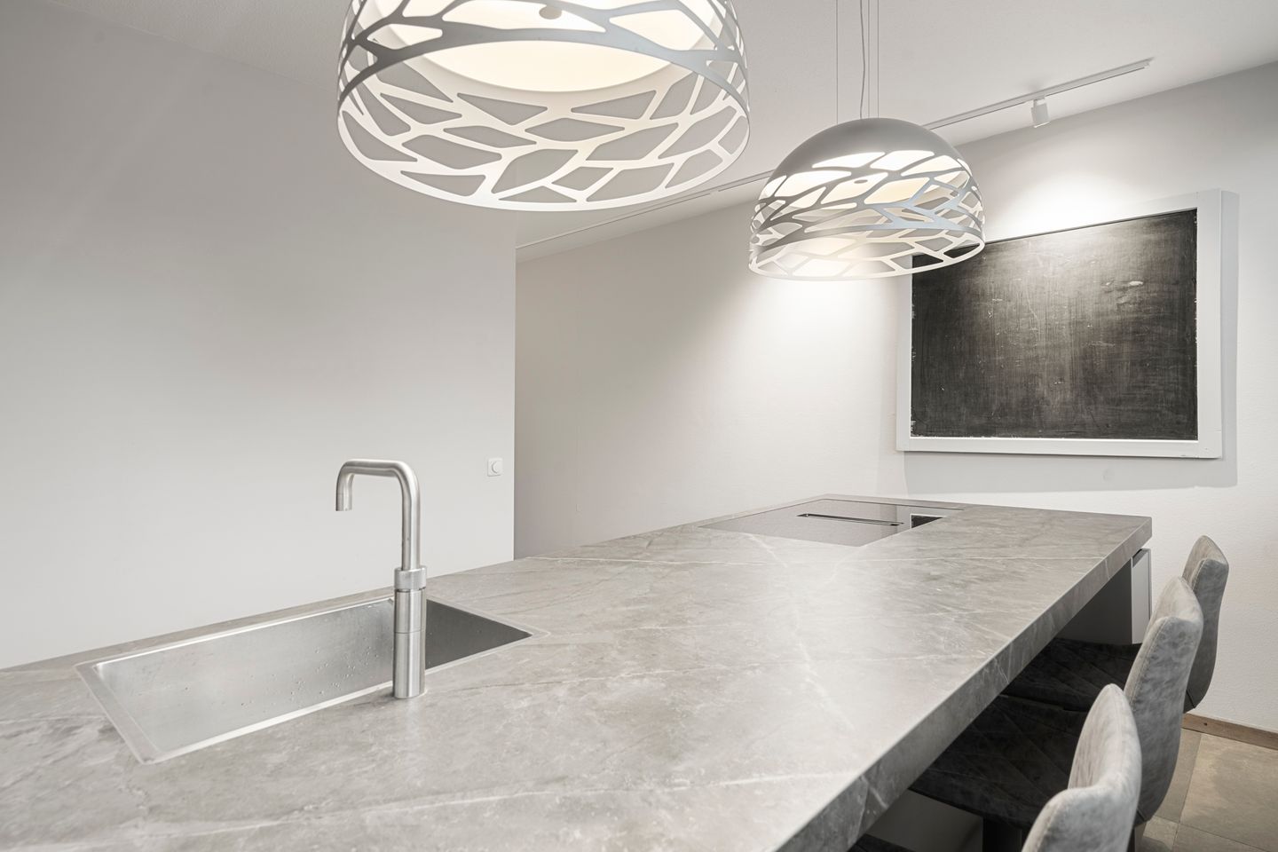 Foto 34 van Cerise 46