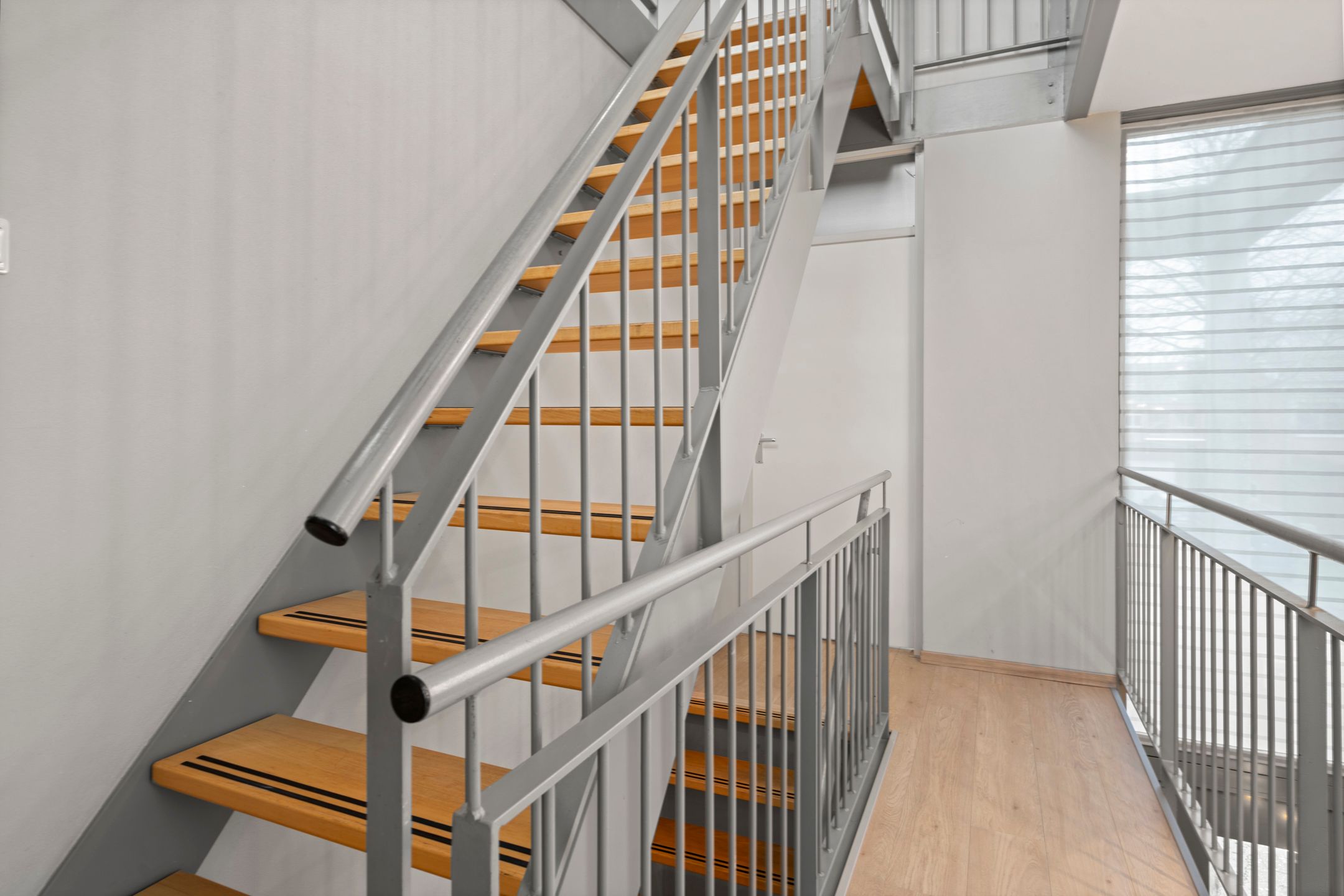 Foto 39 van Cerise 46