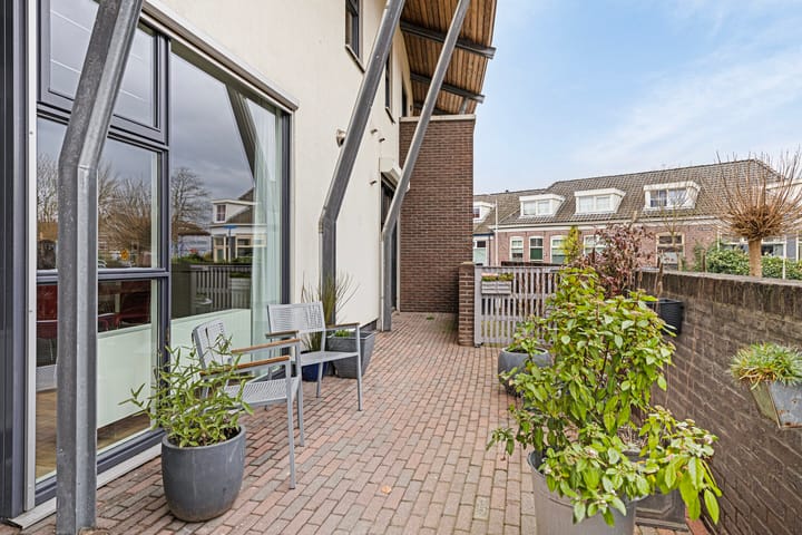 Foto 2 van Burgemeester Leenstraat 12