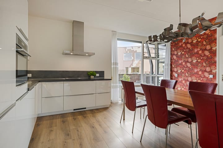 Foto 19 van Burgemeester Leenstraat 12