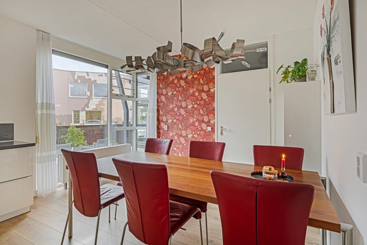 Foto 20 van Burgemeester Leenstraat 12