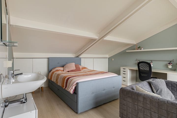 Foto 41 van Burgemeester Leenstraat 12