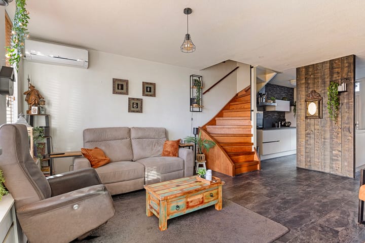 Foto 2 van Albilaan 8