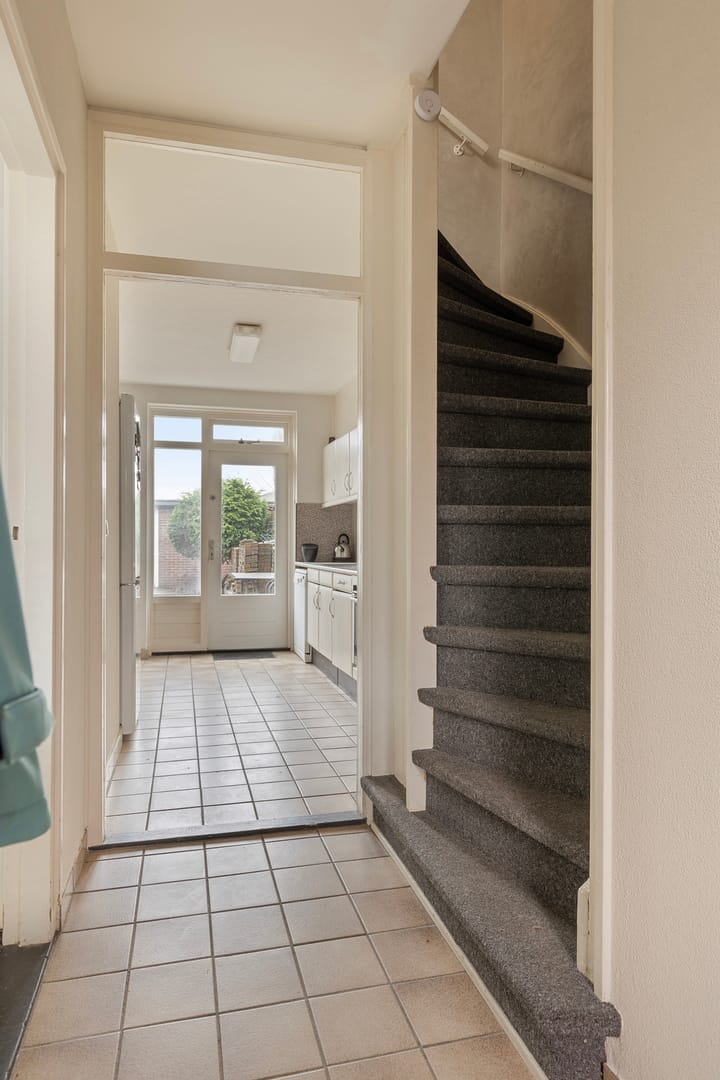 Foto 6 van Christinelaan 17