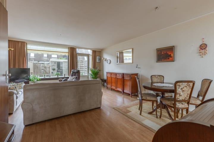 Foto 8 van Bartokweg 17