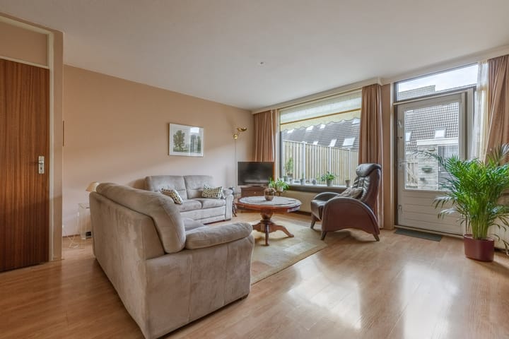 Foto 2 van Bartokweg 17