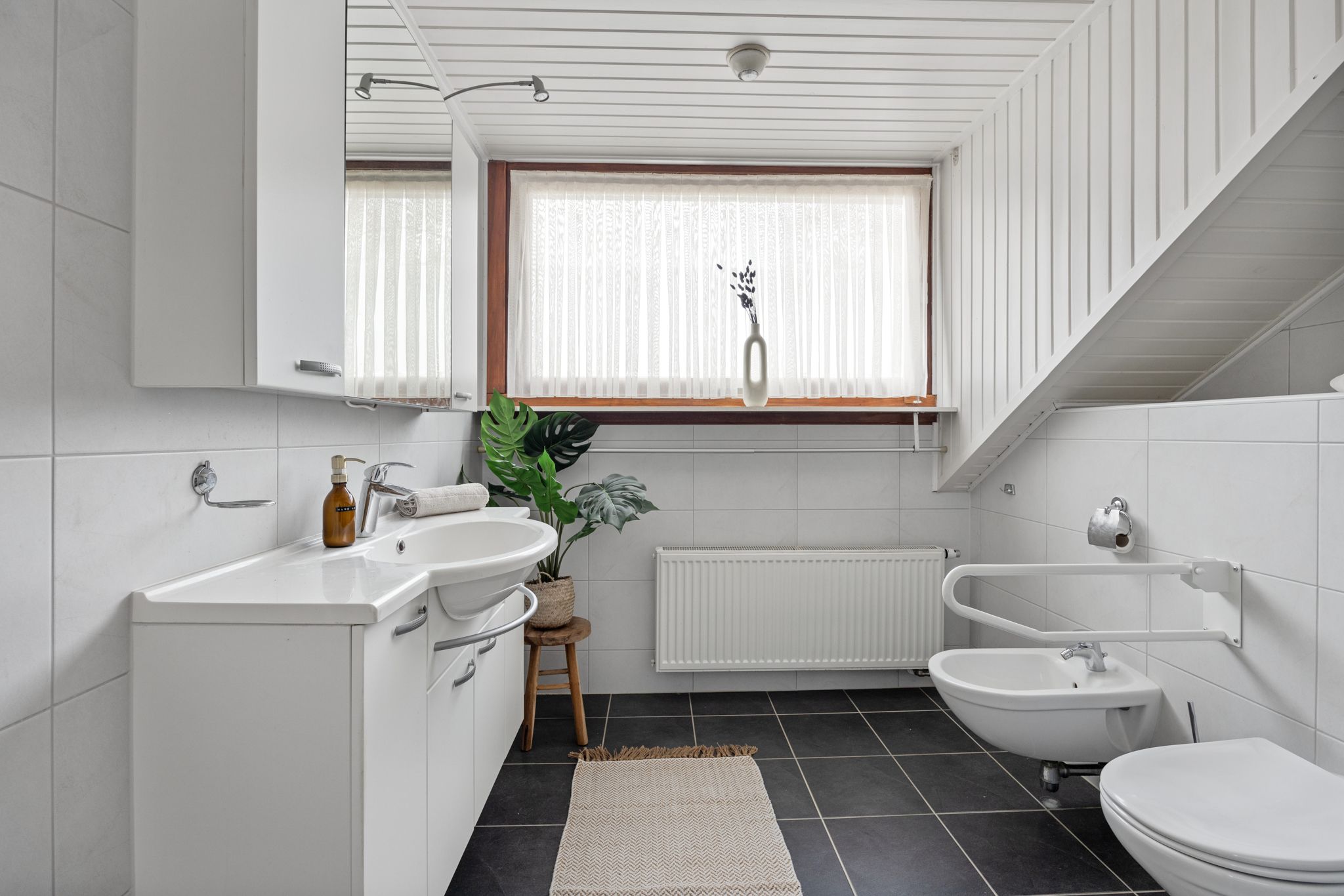 Photo 24 of Tolhuislaan 9