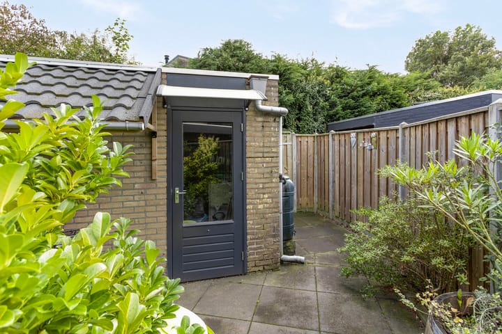 Foto 25 van Komerd 16