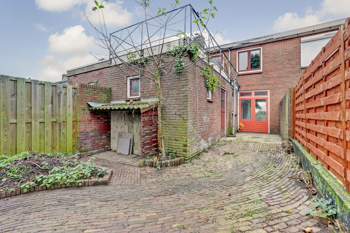 View photo 37 of Lijsterstraat 12