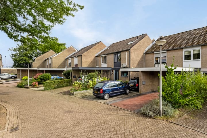 Foto 32 van Komerd 16