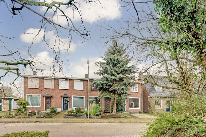 View photo 44 of Lijsterstraat 12