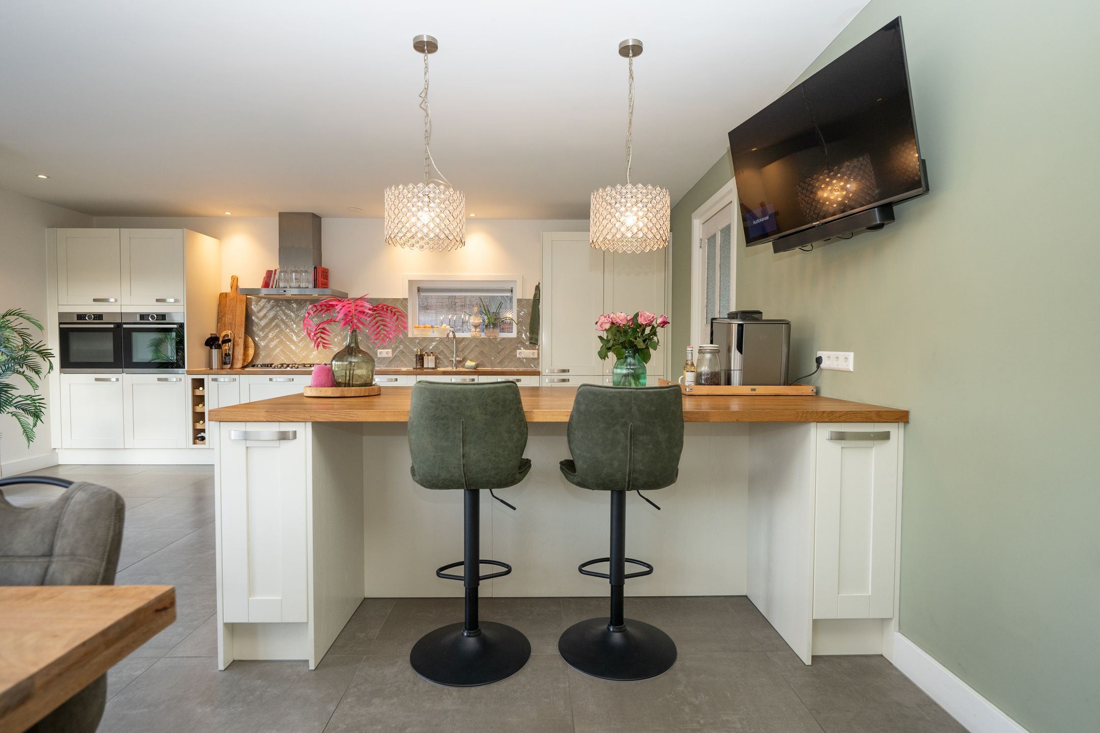 Foto 24 van Kikkertstraat 17