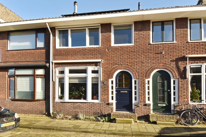 Jan Luykenstraat 24