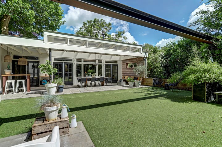 Photo 2 of Nieuwe Hoven 69