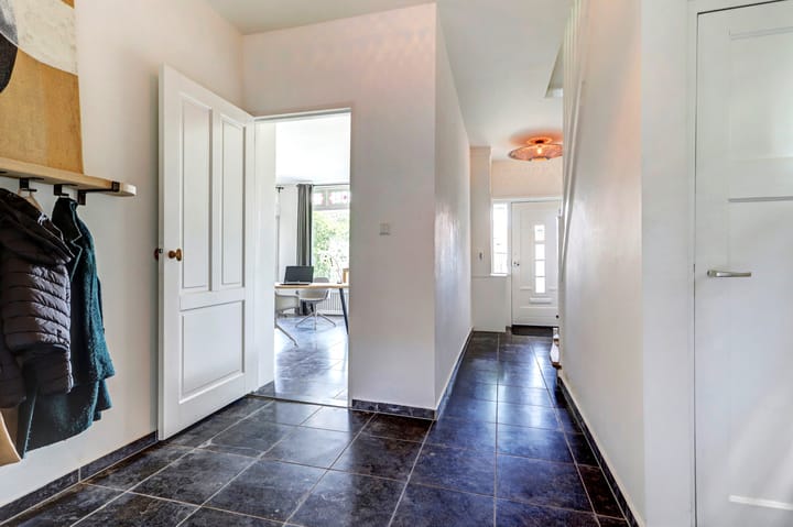 Photo 32 of Nieuwe Hoven 69