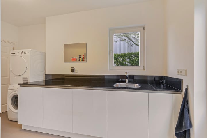 Foto 25 van Leerlooierij 2