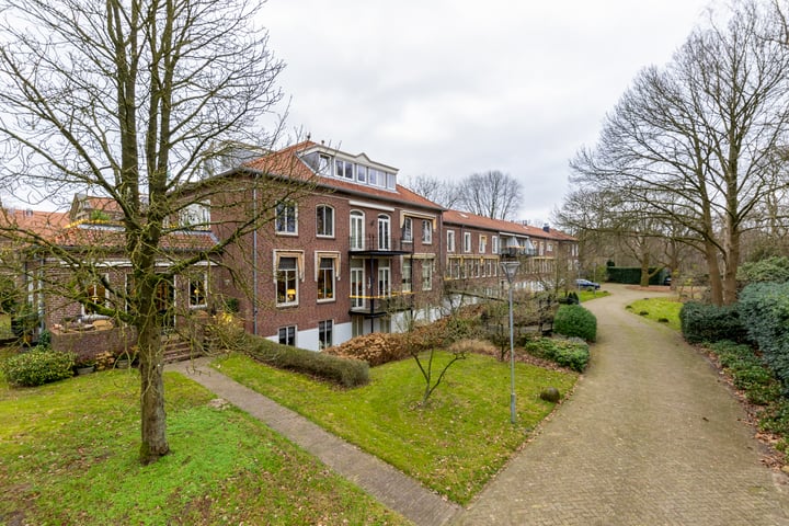 View photo 9 of Kapucijnenhof 58