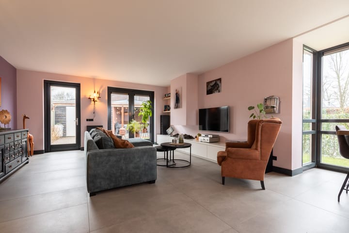 Foto 12 van Zijdehoenderlaan 2