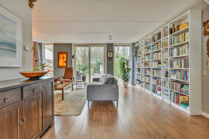 Foto 17 van Kennemerland 182