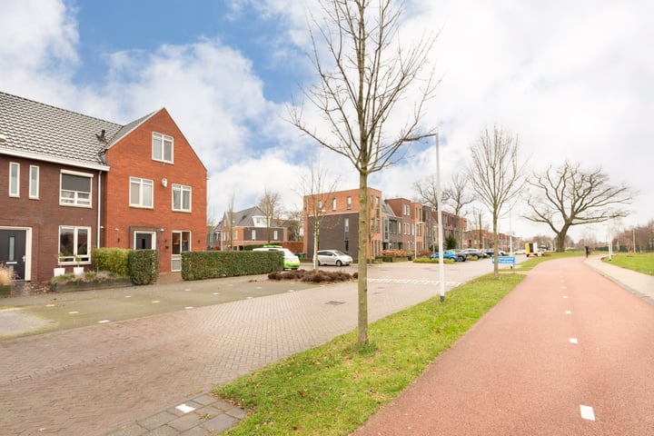 View photo 44 of Zijdehoenderlaan 2