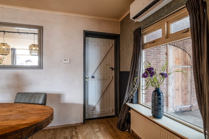 Foto 10 van Schoolstraat 3