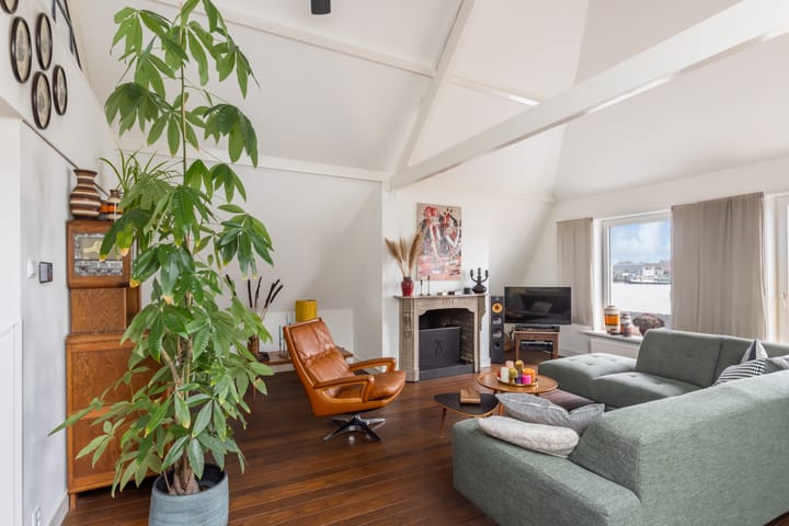 Foto 9 van Voorstraat 104