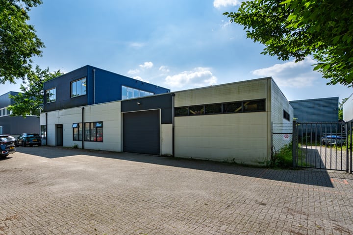 Sutton 6, Apeldoorn