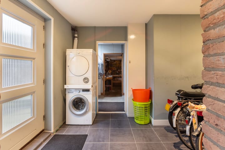 Foto 48 van Voorstraat 104