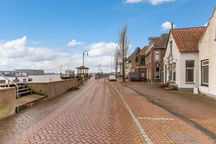 Foto 56 van Voorstraat 104