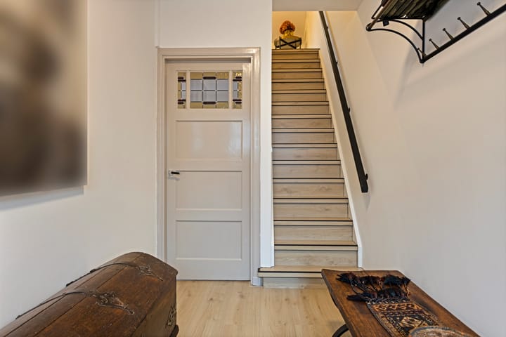 Foto 8 van Middenlaan 21