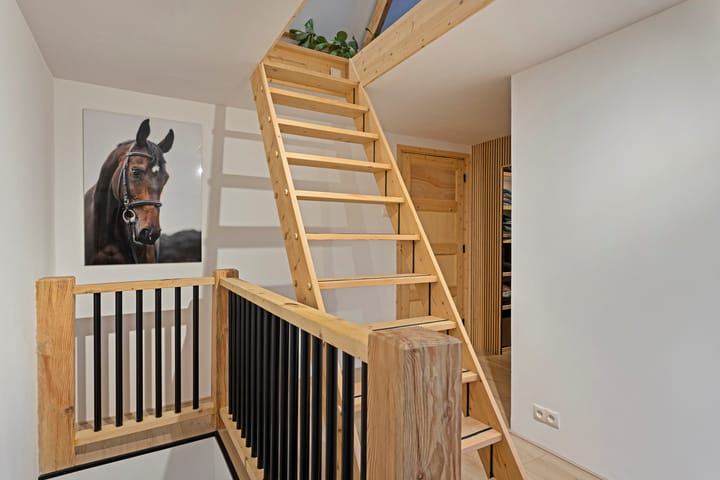 Foto 28 van Middenlaan 21