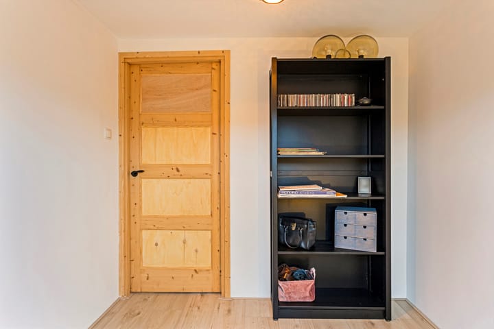 Foto 32 van Middenlaan 21