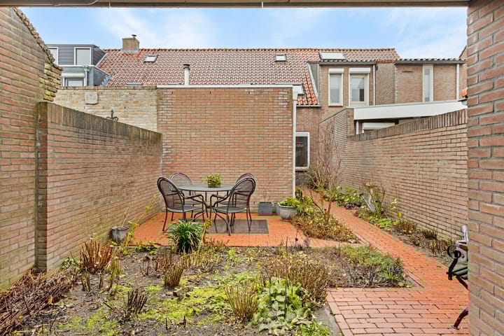 Foto 38 van Middenlaan 21