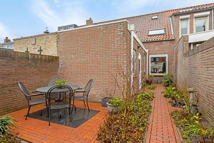 Foto 40 van Middenlaan 21