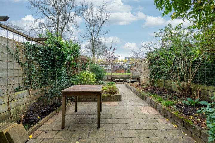 Foto 9 van Valeriaanstraat 55