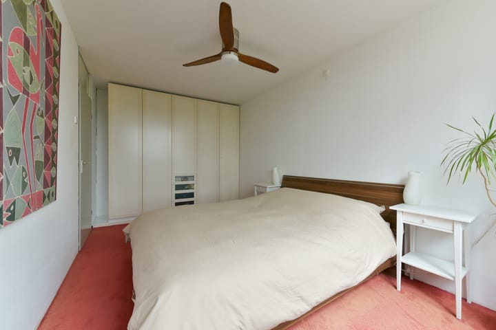 Foto 28 van Valeriaanstraat 55