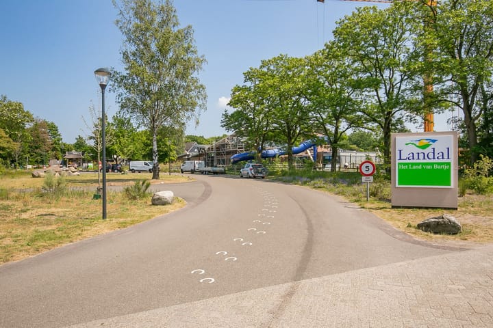 Photo 38 of Buinerweg 8-279