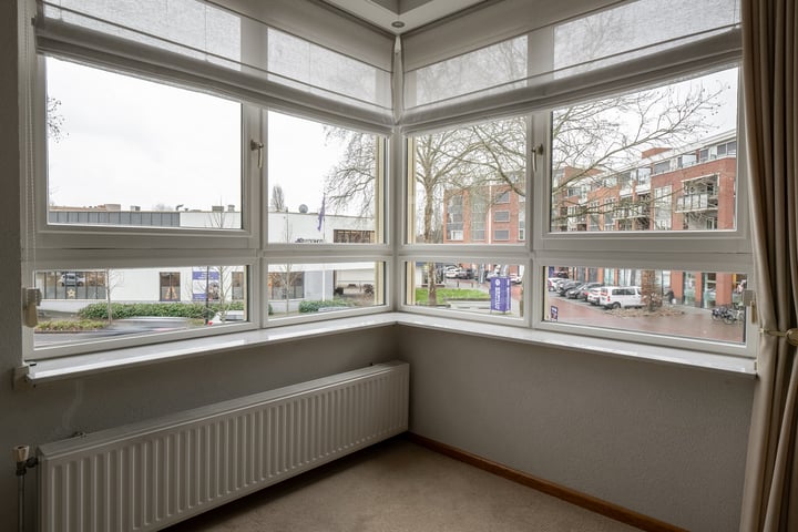 View photo 9 of Grotestraat 140-03