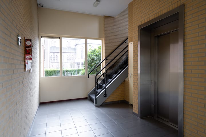 Photo 30 of Grotestraat 140-03