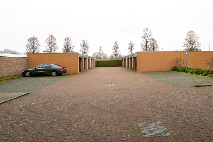 Photo 33 of Grotestraat 140-03