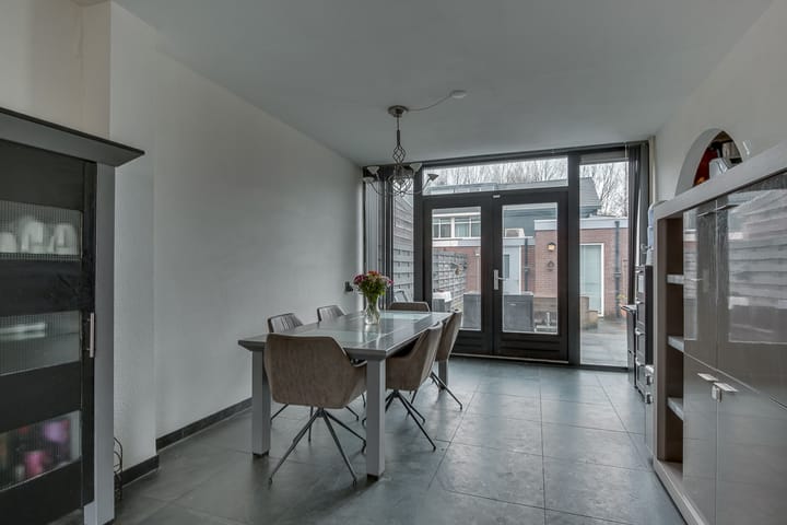 Foto 4 van De Oeverloper 451