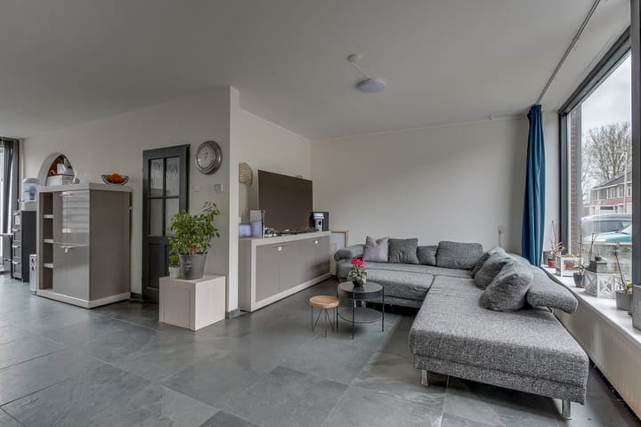 Foto 10 van De Oeverloper 451