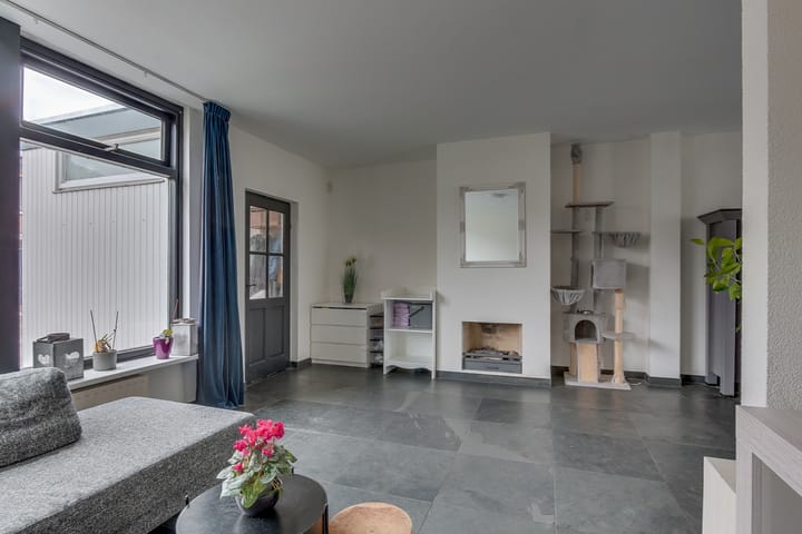 Foto 12 van De Oeverloper 451