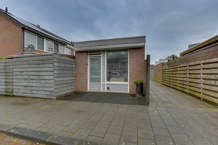 Foto 26 van De Oeverloper 451