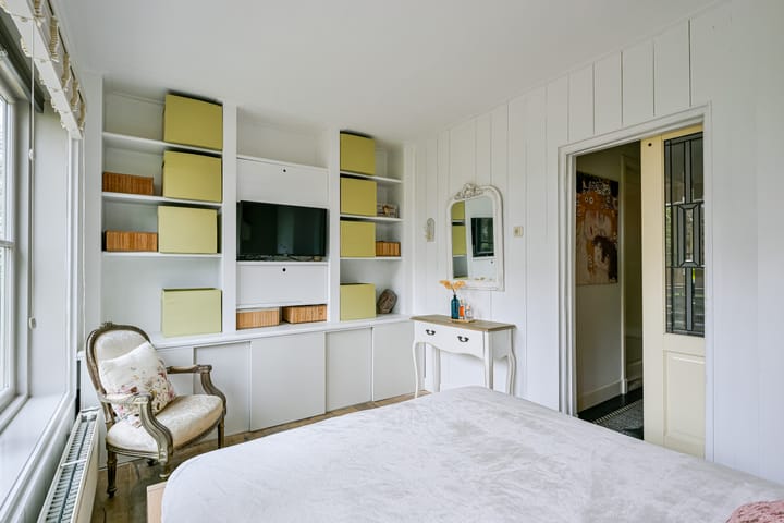 Photo 18 of Esdoornlaan 10