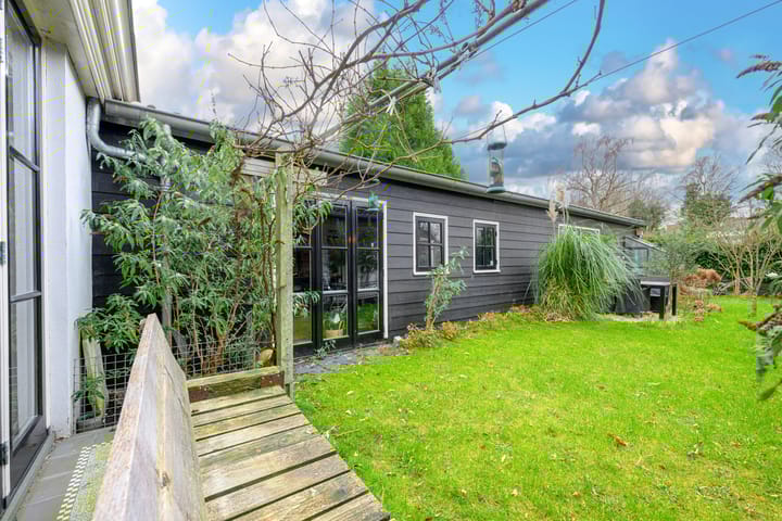 Photo 32 of Esdoornlaan 10