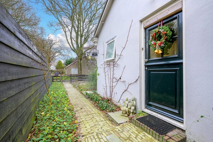 Photo 40 of Esdoornlaan 10