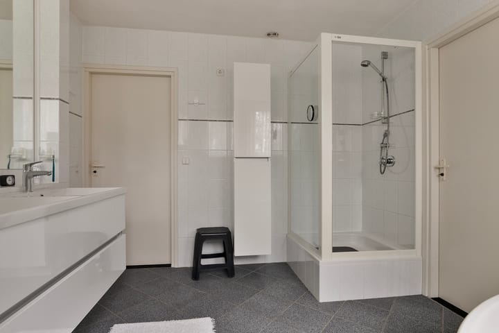 Foto 33 van Schepenstraat 17